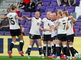 约基奇39+10+10胜雄鹿！近3战9帽成顶级3D，掘金找到波普替代者